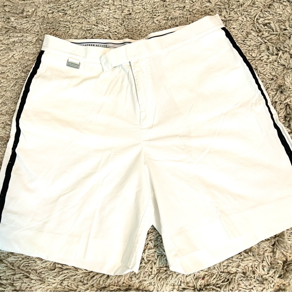 Ralph Lauren women’s dress shorts. Spandex material.